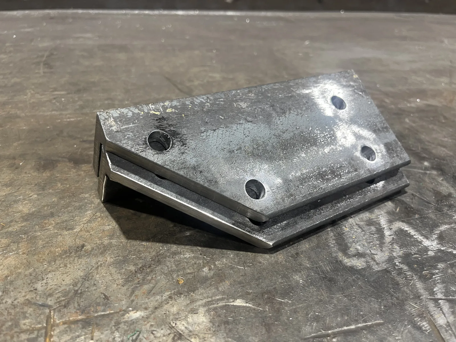 Finished steel plate part